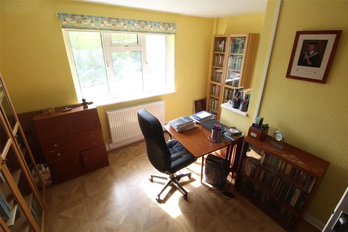 Vernon Crescent, Barnet, EN4