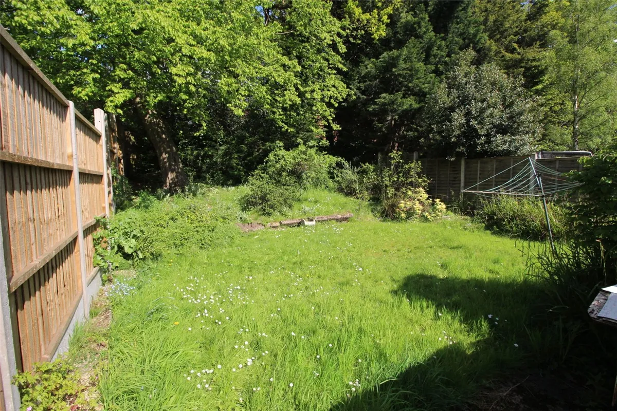 Vernon Crescent, Barnet, EN4