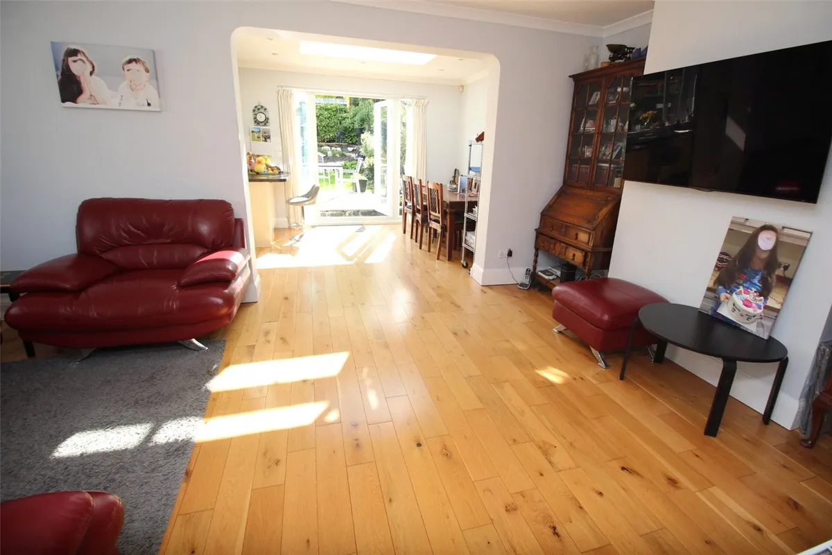 Rushdene Avenue, Barnet, EN4