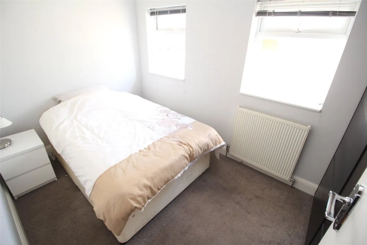 Rushdene Avenue, Barnet, EN4