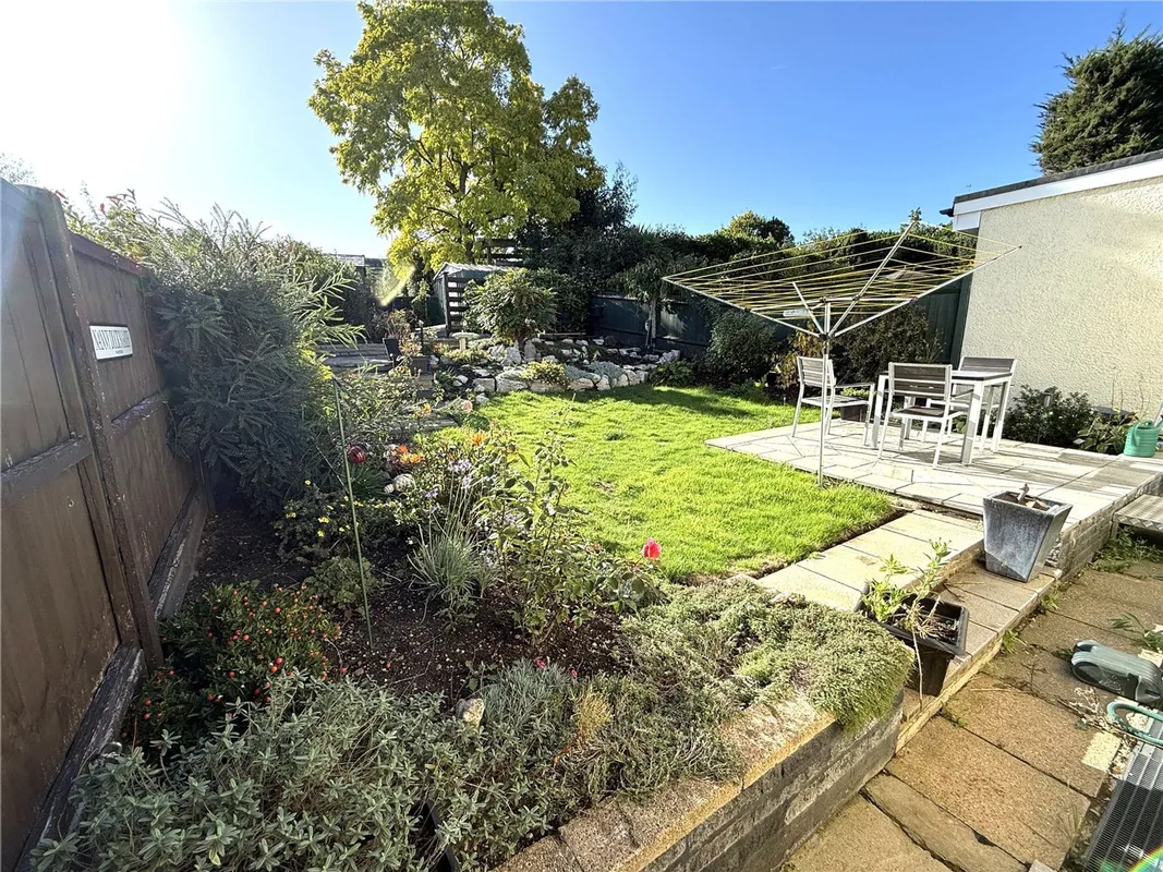 Rushdene Avenue, Barnet, EN4