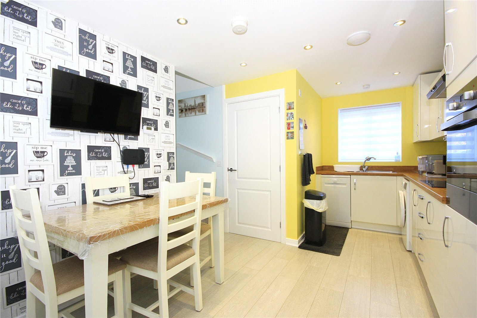 Oak Tree Close, Rowlands Castle, Hampshire, PO9 Image 4