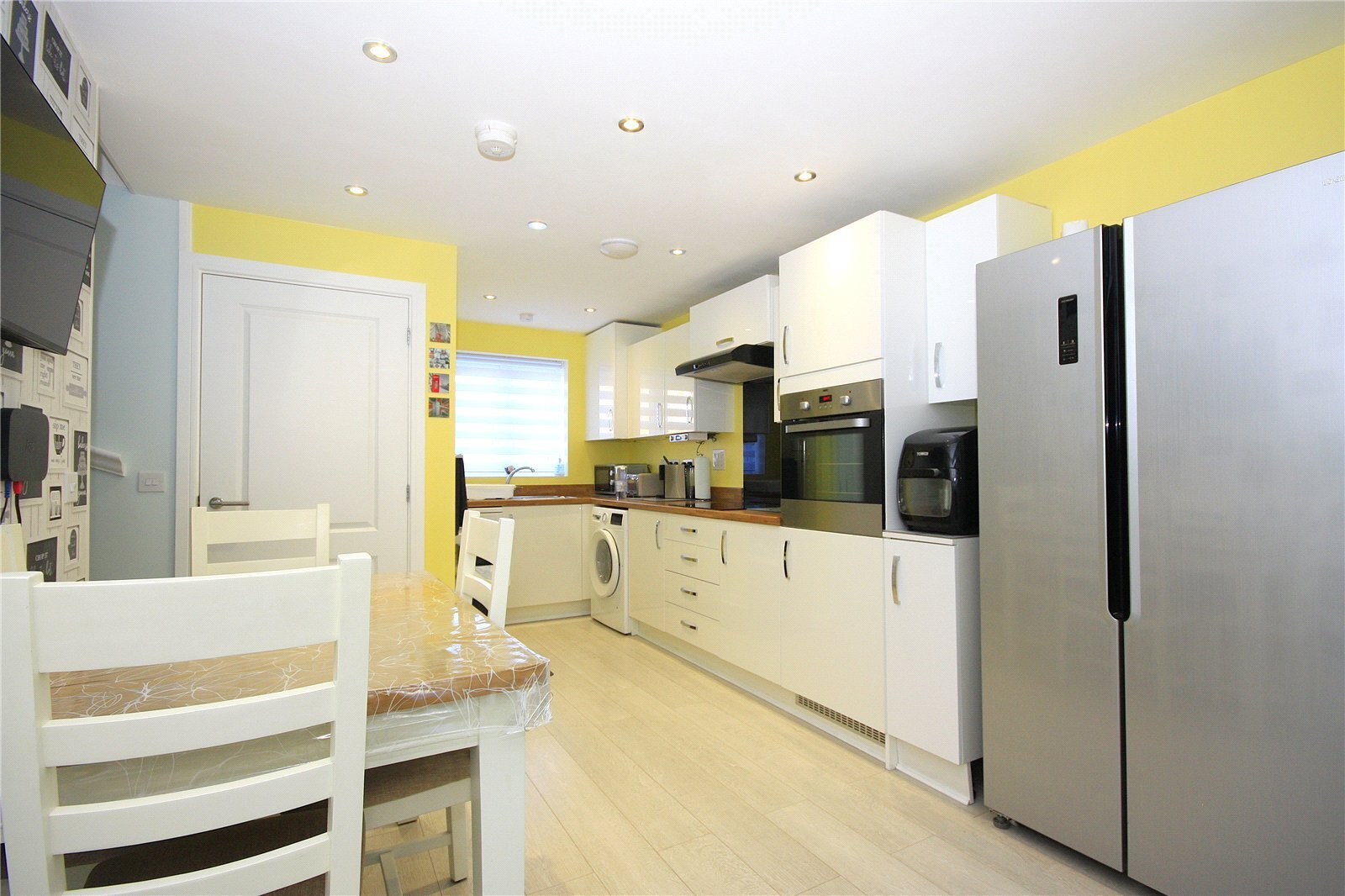 Oak Tree Close, Rowlands Castle, Hampshire, PO9 Image 3