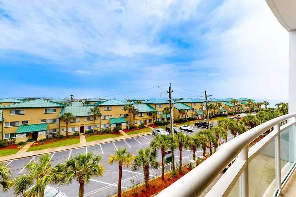 1517 Miracle Strip Pkwy SE, Fort Walton Beach, FL 32548