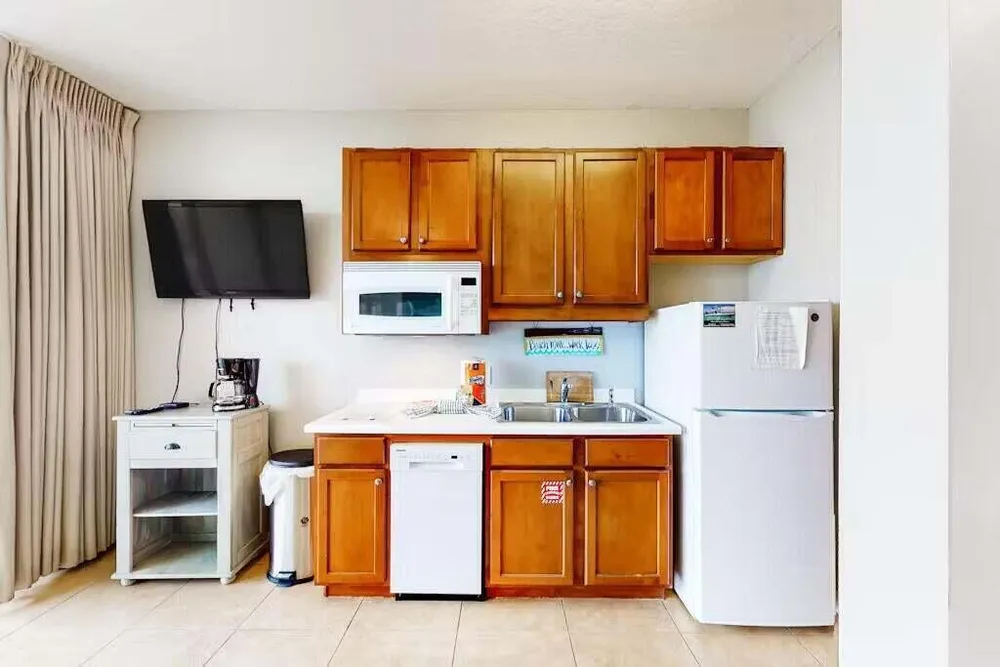 1517 Miracle Strip Pkwy SE, Fort Walton Beach, FL 32548