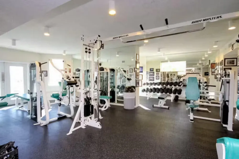 1517 Miracle Strip Pkwy SE, Fort Walton Beach, FL 32548