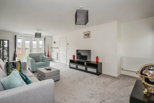 Darnel Crescent, Waterlooville, Hamps...