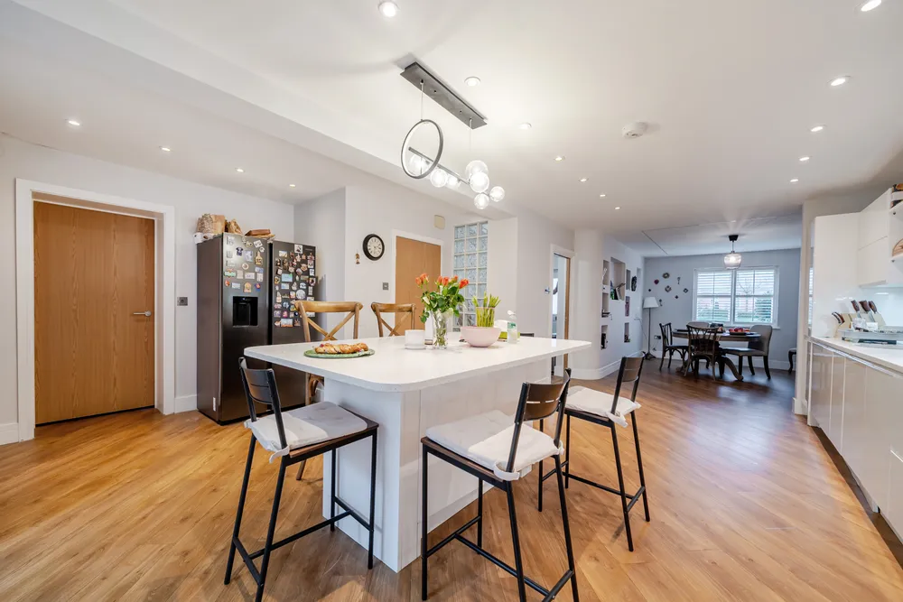 Richmond Crescent, Epsom, KT19