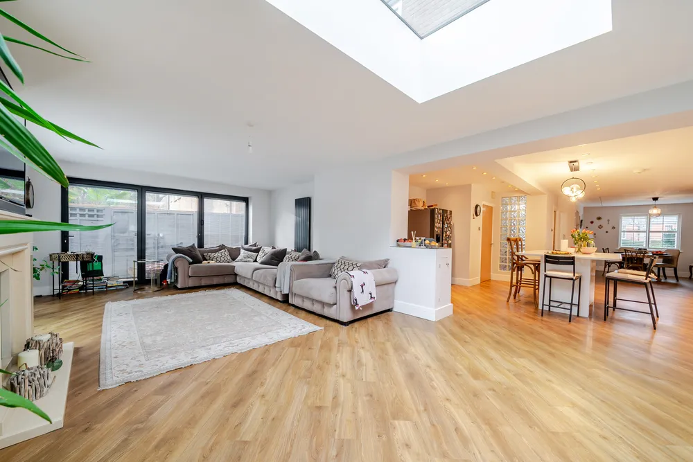 Richmond Crescent, Epsom, KT19
