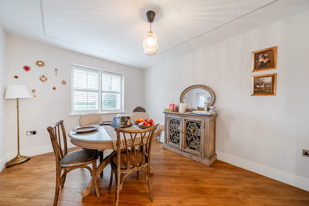 Richmond Crescent, Epsom, KT19