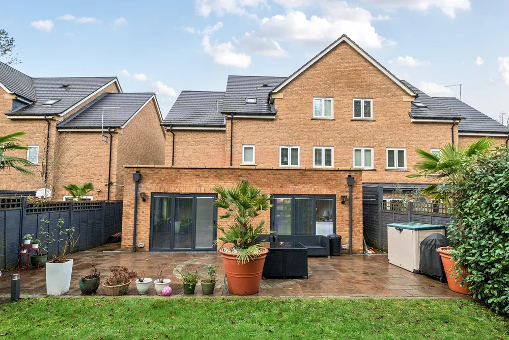 Richmond Crescent, Epsom, KT19