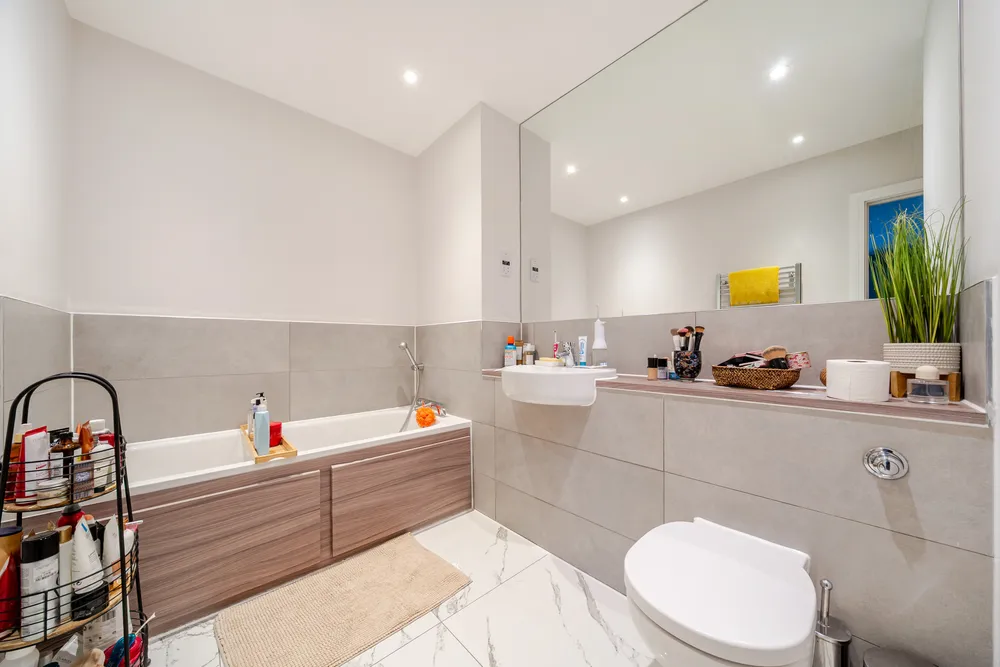 Richmond Crescent, Epsom, KT19