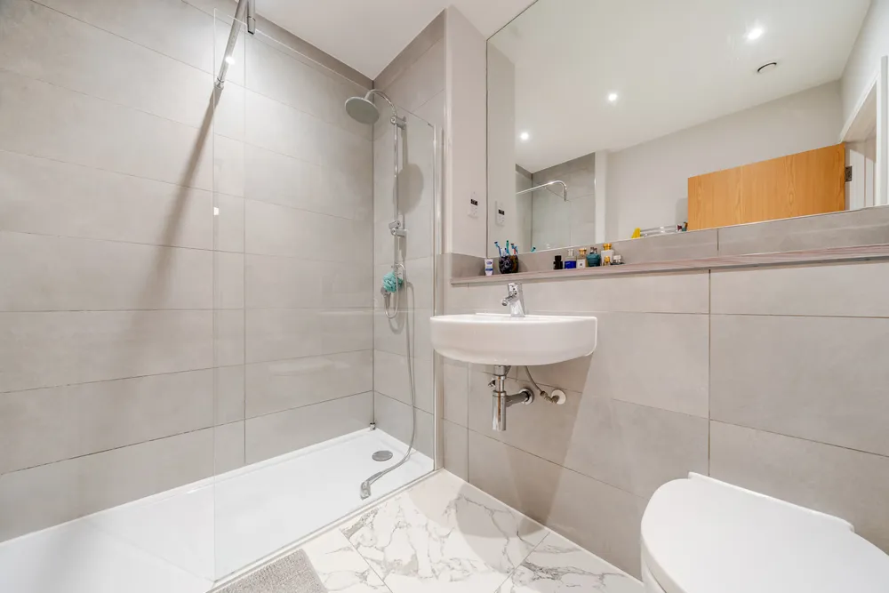 Richmond Crescent, Epsom, KT19