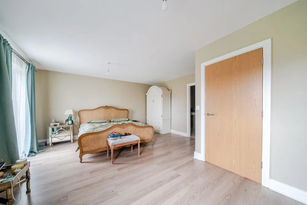 Richmond Crescent, Epsom, KT19