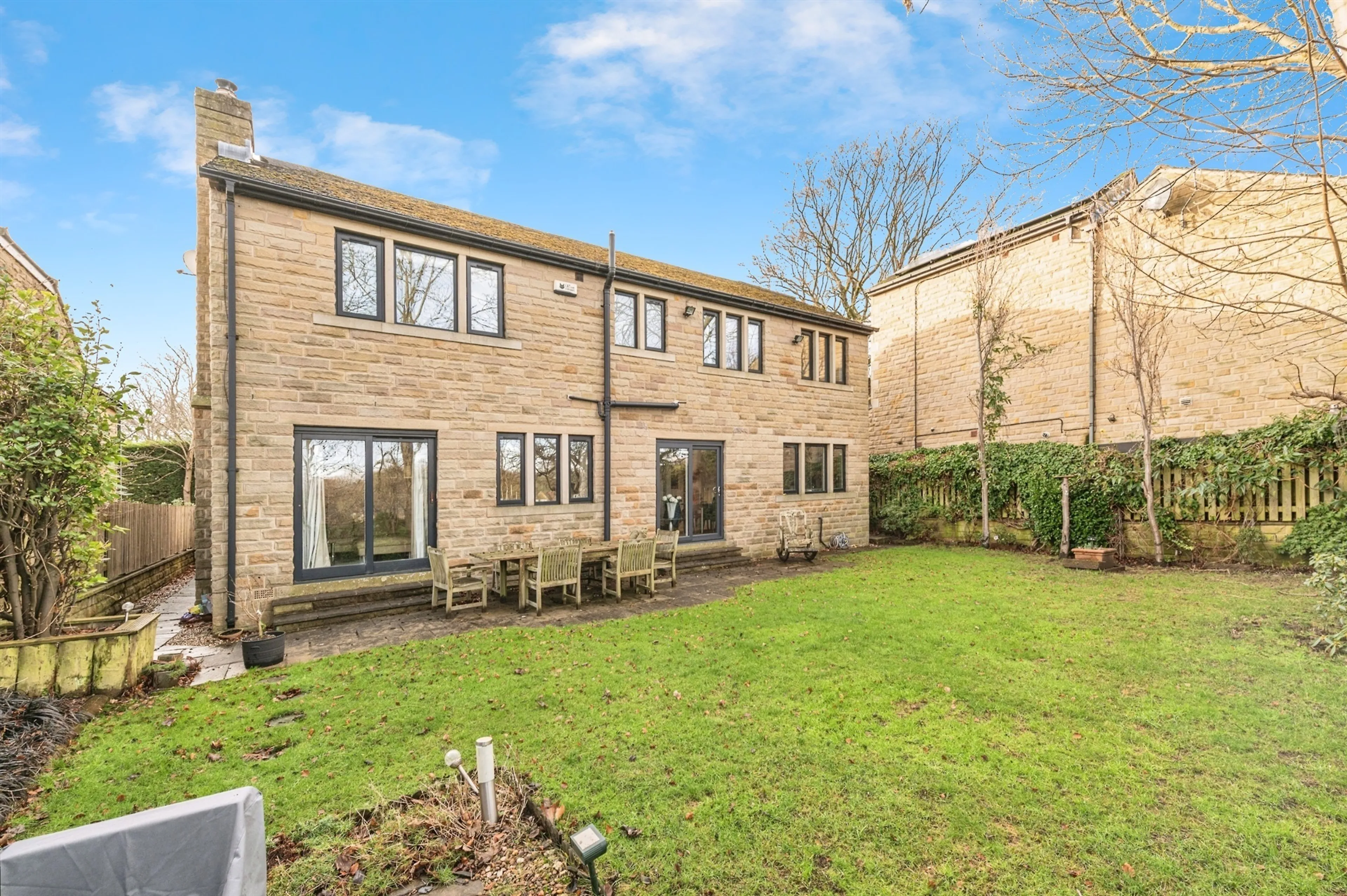 Property at Dingley Road, Edgerton, Huddersfield