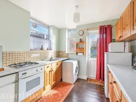 Broadmead Avenue, Worcester Park thumb 3