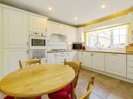 Salisbury Drive, Bracebridge Heath, Lincoln thumb 3