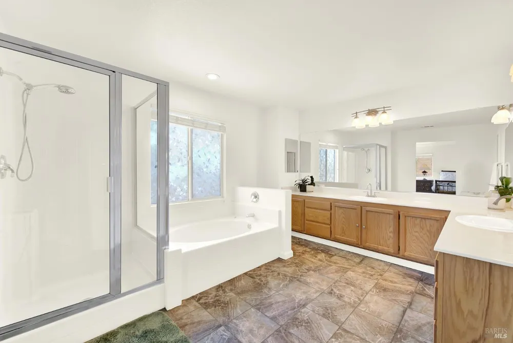 413 Meehan Ct, Suisun City, CA 94585
