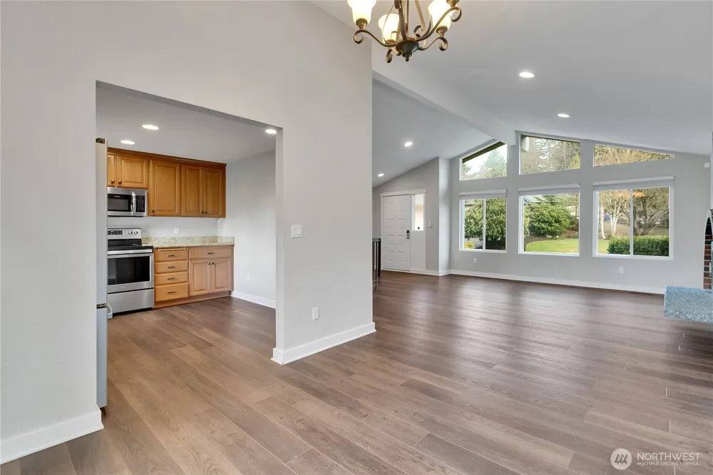 32417 29th Ave SW, Federal Way, WA 98023