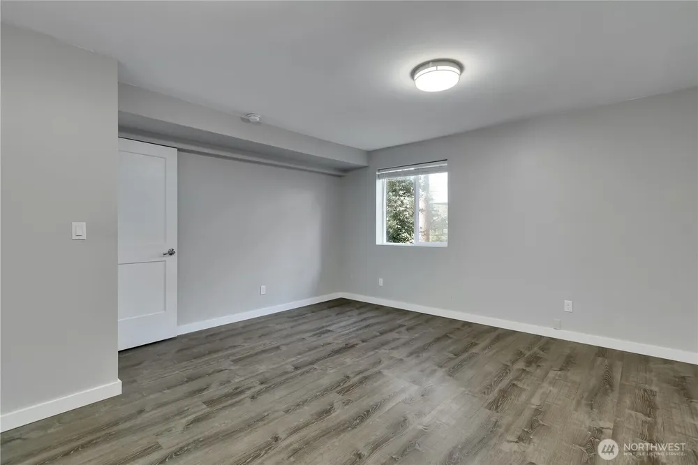 32417 29th Ave SW, Federal Way, WA 98023