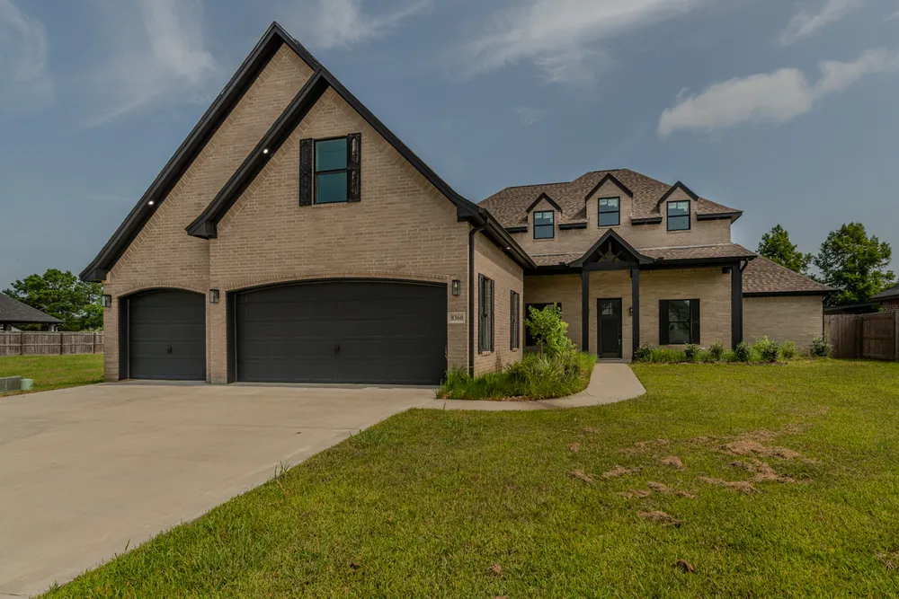8360 Chappell Hill Dr, Beaumont, TX 77713