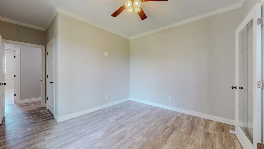 8360 Chappell Hill Dr, Beaumont, TX 77713