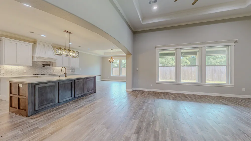 8360 Chappell Hill Dr, Beaumont, TX 77713