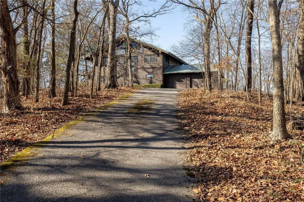 Thompson Ln, Noel, MO 64854