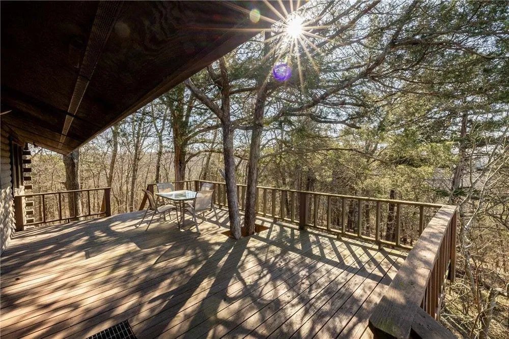 Thompson Ln, Noel, MO 64854
