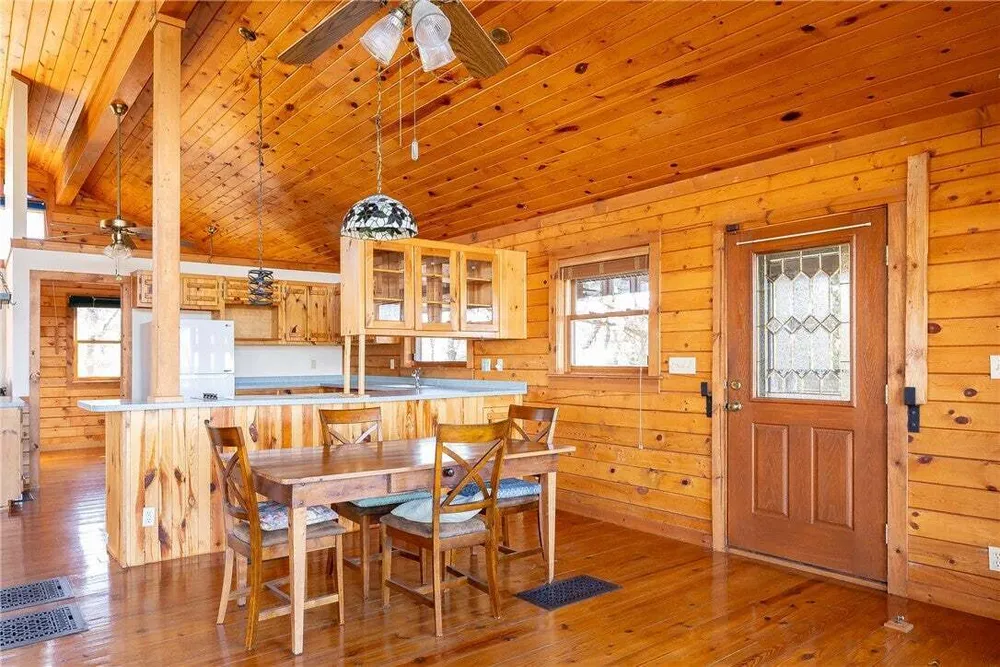 Thompson Ln, Noel, MO 64854