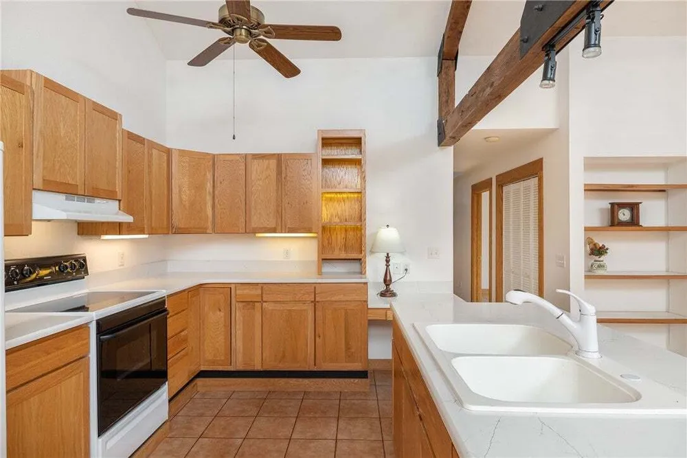 Thompson Ln, Noel, MO 64854