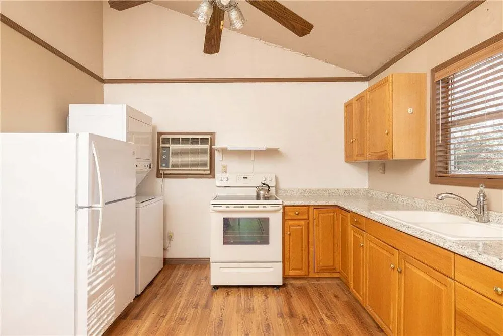 Thompson Ln, Noel, MO 64854