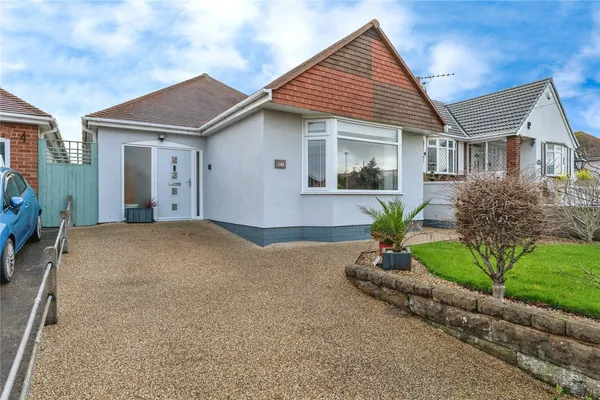 Ffordd Ffynnon, Prestatyn, Denbighshi...