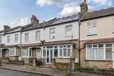 Radcliffe Avenue, Enfield
