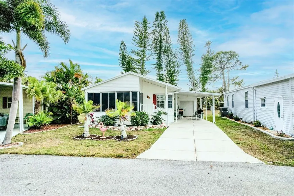 2100 Kings Hwy, Port Charlotte, FL 33980