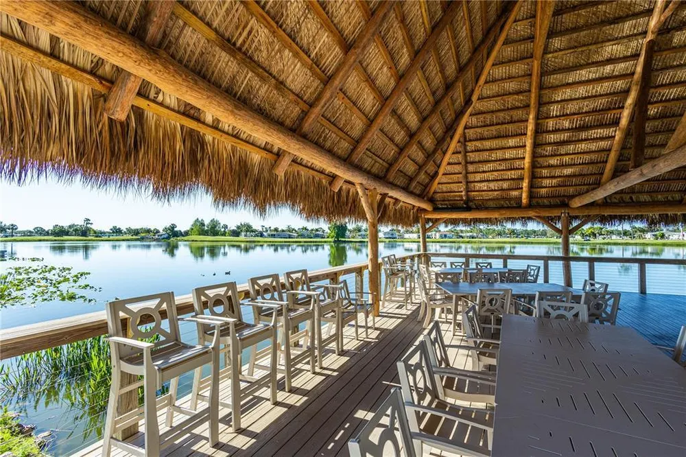 2100 Kings Hwy, Port Charlotte, FL 33980