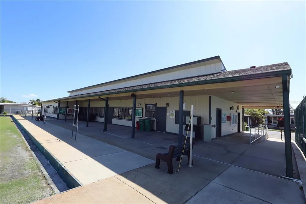 2100 Kings Hwy, Port Charlotte, FL 33980