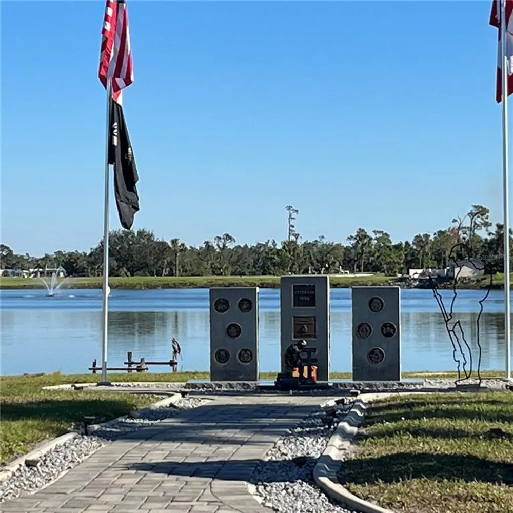2100 Kings Hwy, Port Charlotte, FL 33980