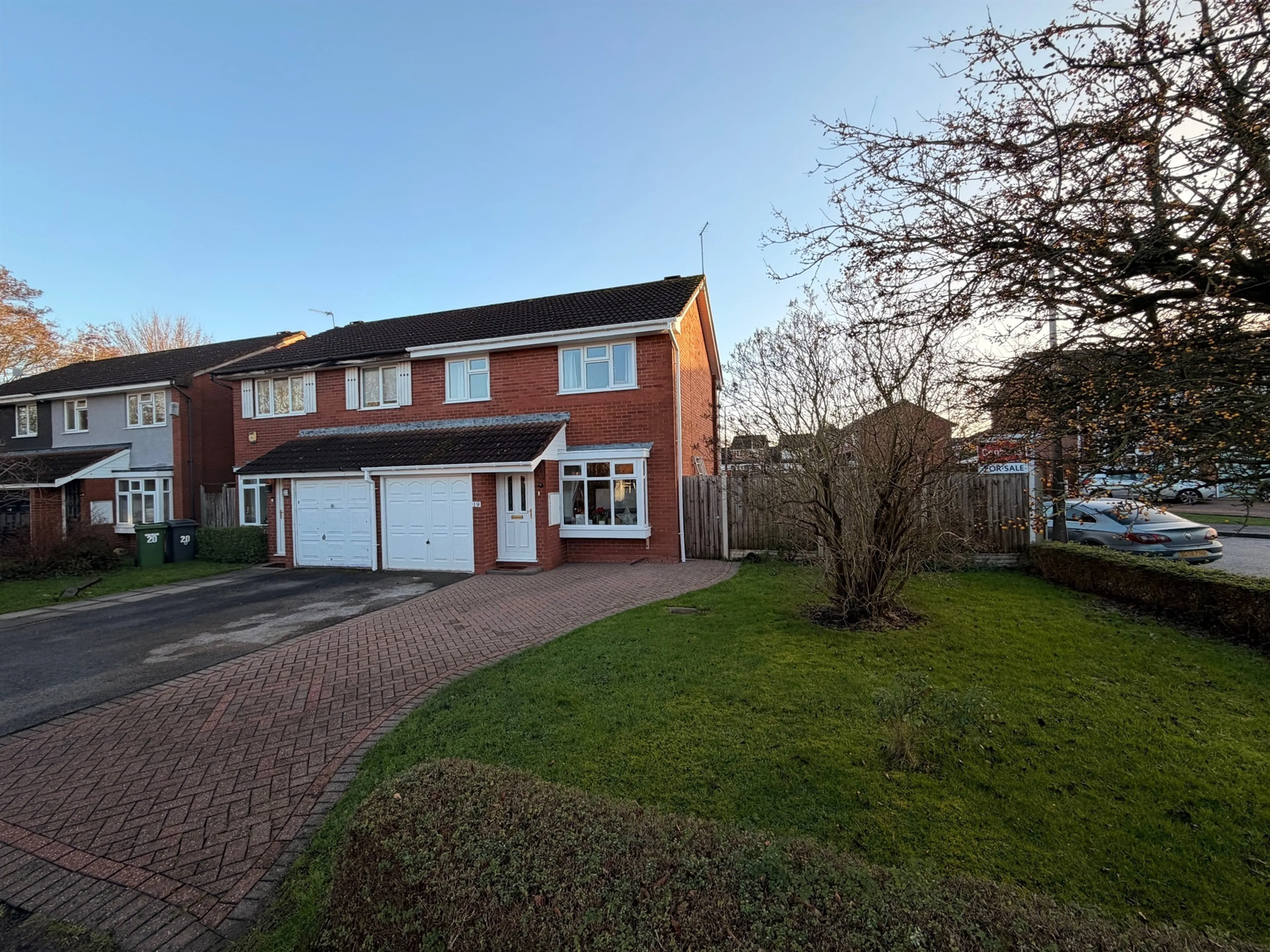 Property photo 0