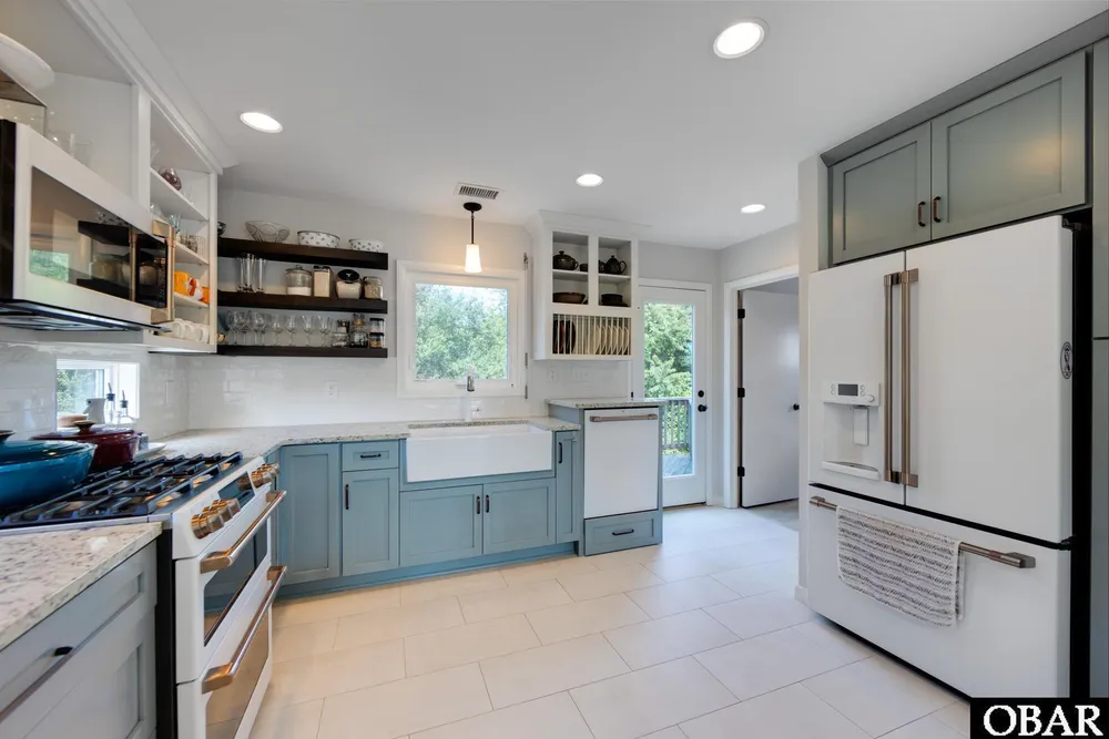 120 Tuckahoe Dr E, Duck, NC 27949