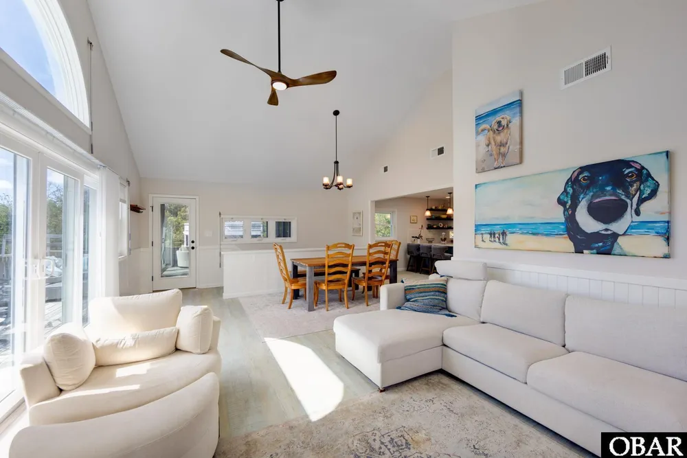 120 Tuckahoe Dr E, Duck, NC 27949