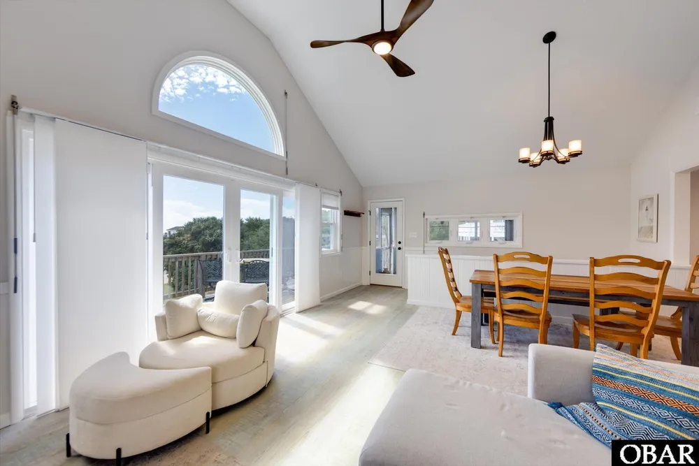 120 Tuckahoe Dr E, Duck, NC 27949
