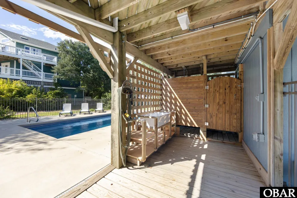 120 Tuckahoe Dr E, Duck, NC 27949