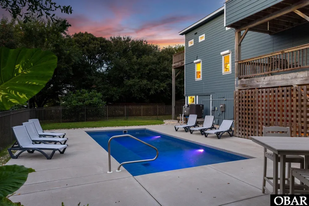 120 Tuckahoe Dr E, Duck, NC 27949