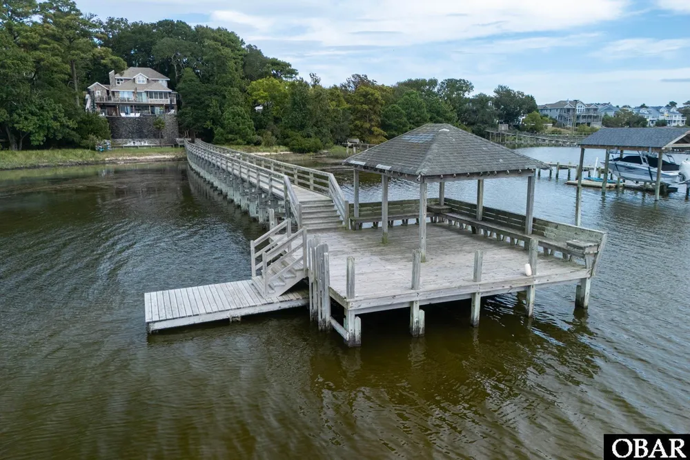 120 Tuckahoe Dr E, Duck, NC 27949