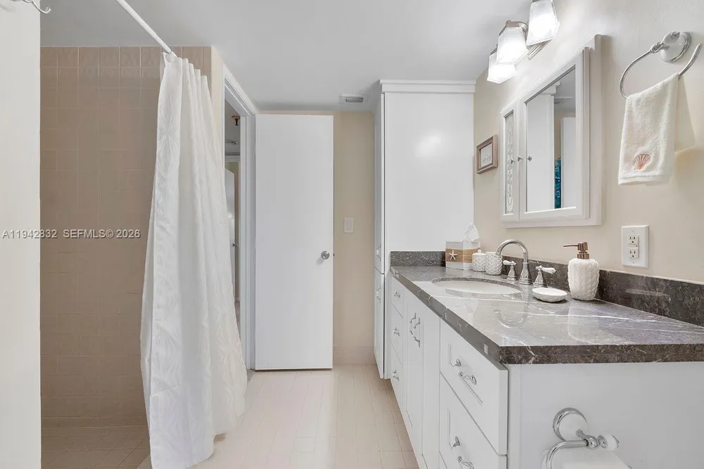 2200 S Cypress Bend Dr, Pompano Beach, FL 33069