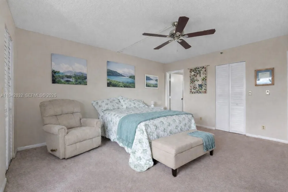2200 S Cypress Bend Dr, Pompano Beach, FL 33069