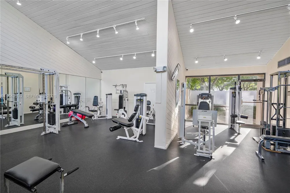 2200 S Cypress Bend Dr, Pompano Beach, FL 33069