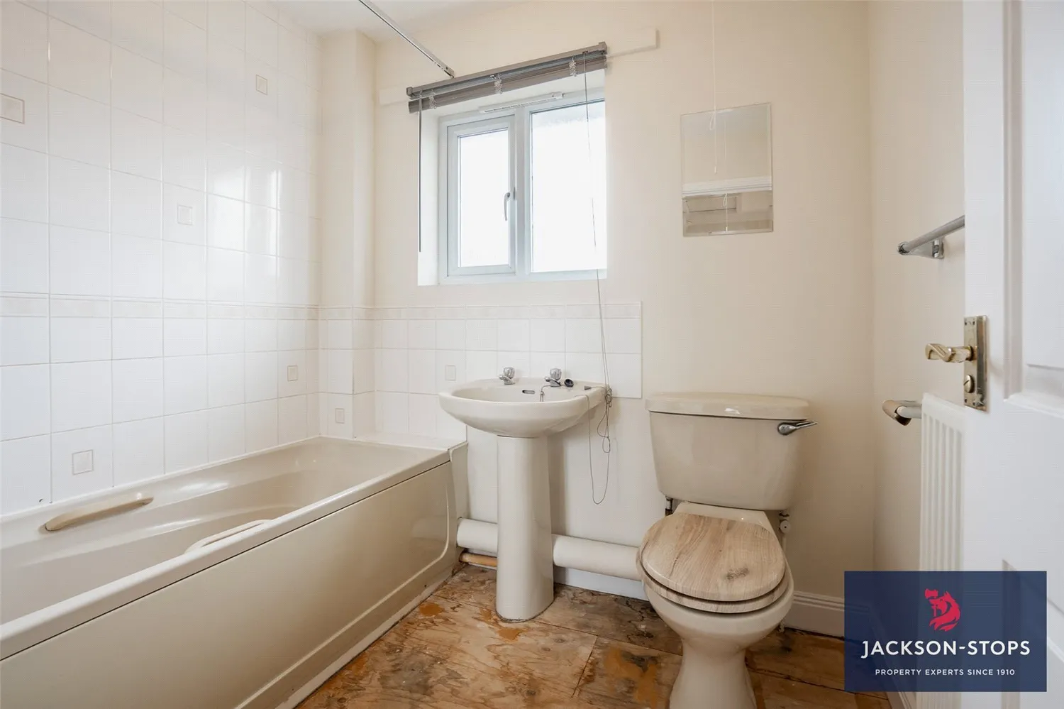 Barry Lynham Drive, Newmarket, CB8 photo 9
