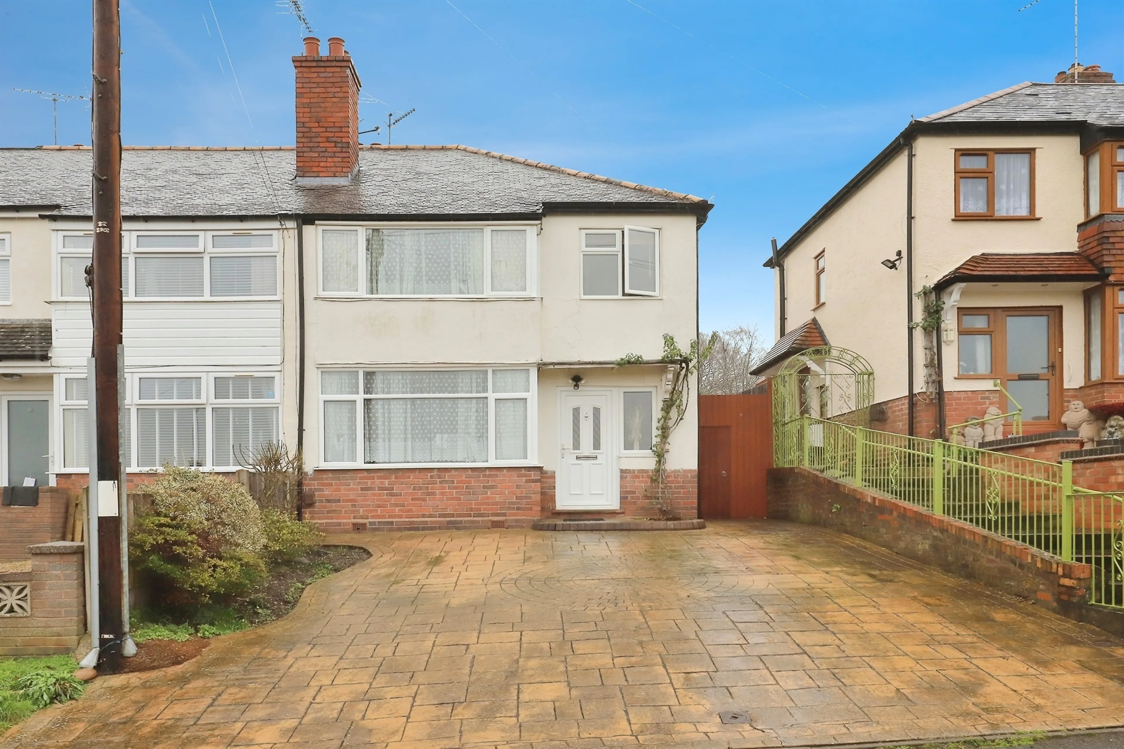 Property photo 0
